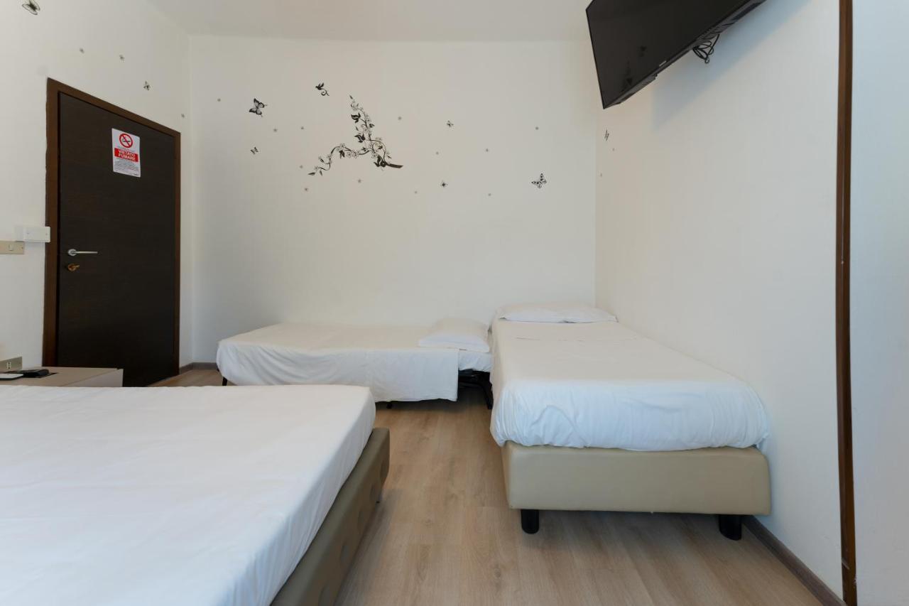 Hotel Benaco Mavras Песк'єра-дель-Гарда Екстер'єр фото