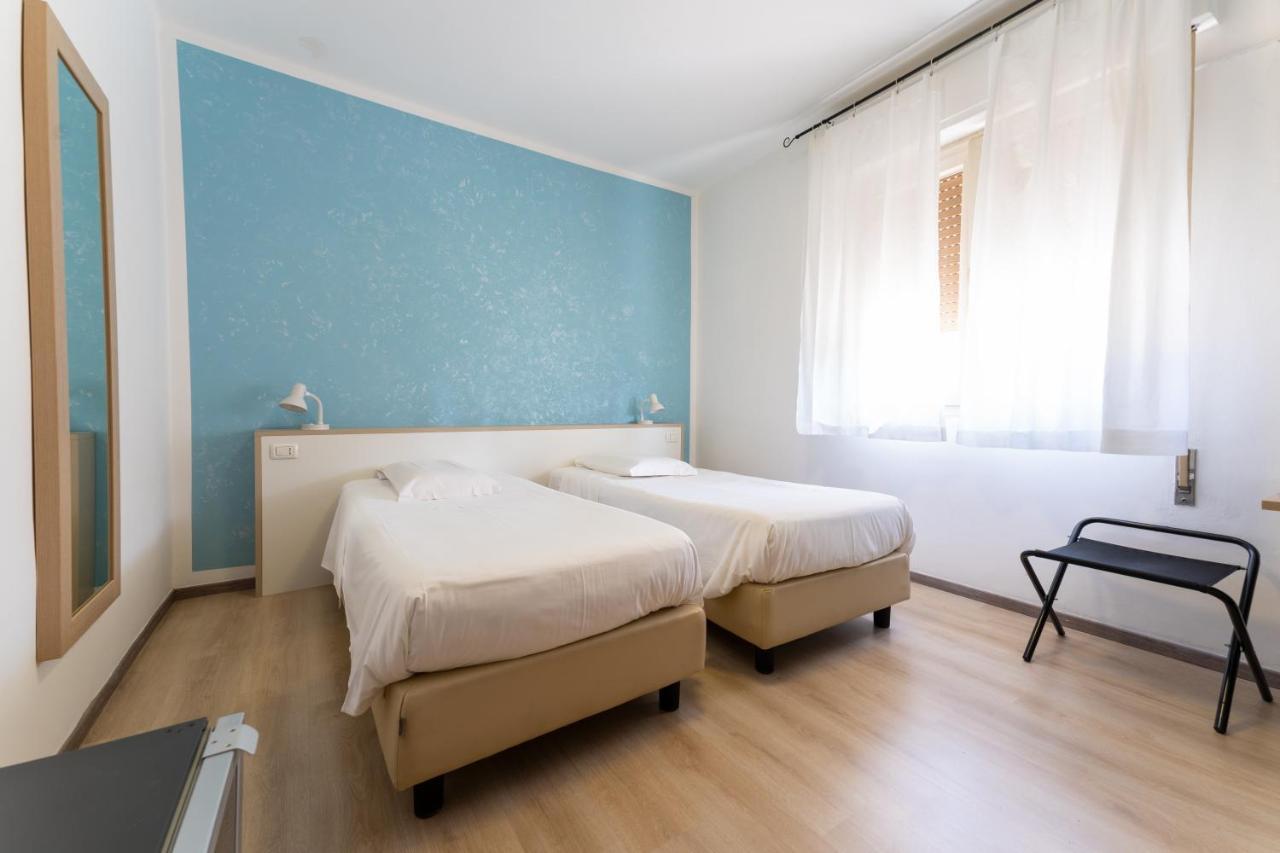 Hotel Benaco Mavras Песк'єра-дель-Гарда Екстер'єр фото