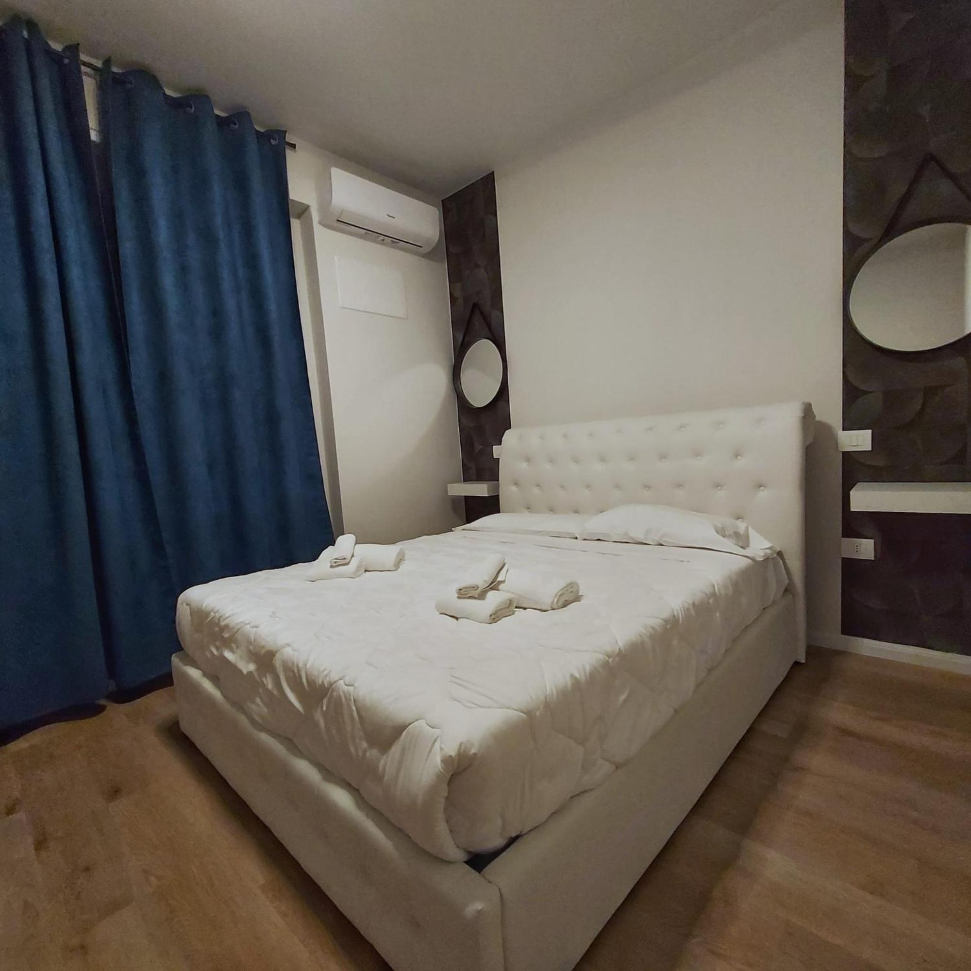 Hotel Benaco Mavras Песк'єра-дель-Гарда Екстер'єр фото